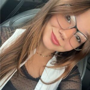 Meet your Posher, Miranda